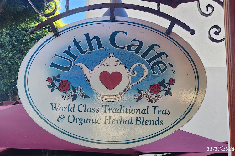 Urth Caffe in Beverly Hills sign