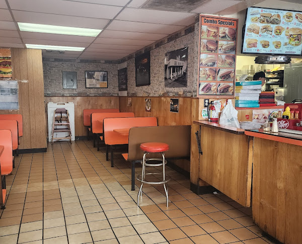 Big Fat Burger interior