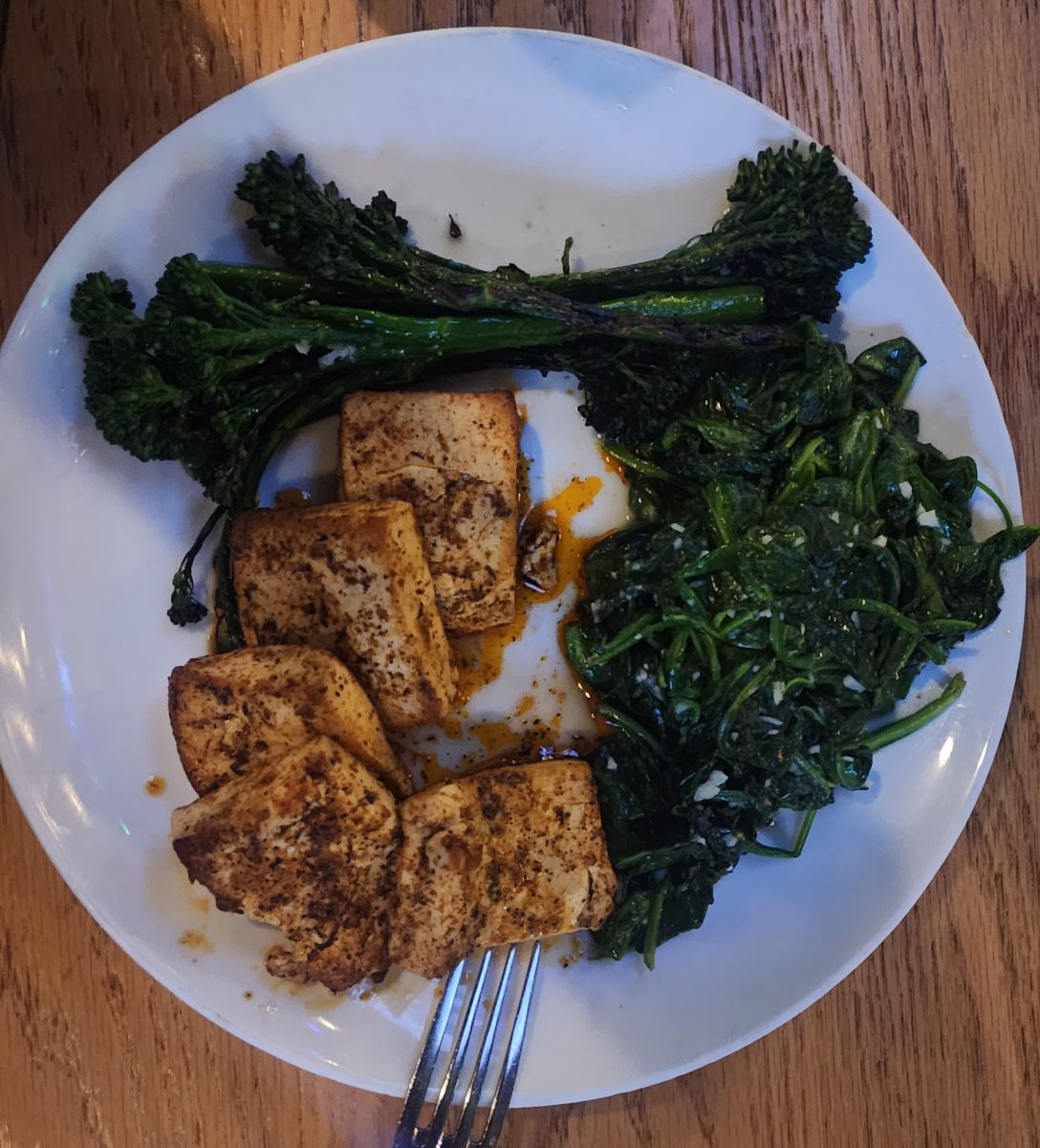 Blackened tofu with roasted garlic at Blue Palms Brewhouse