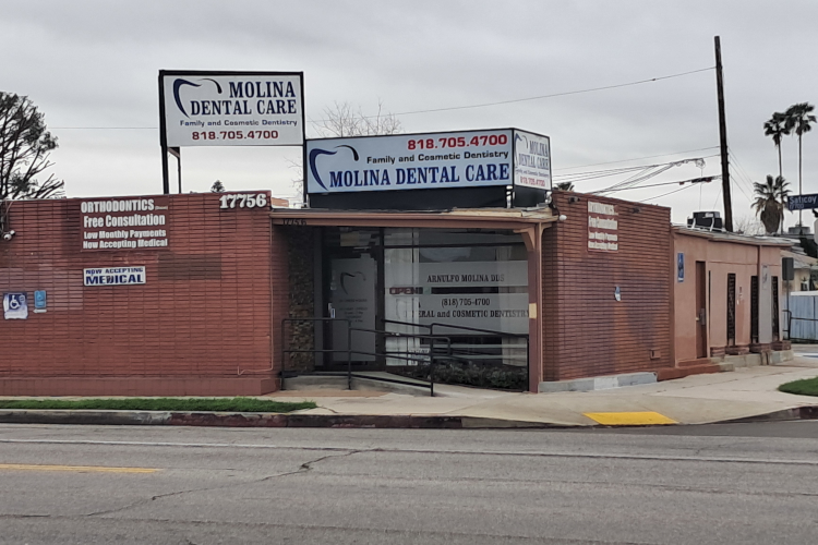 Molina Dental Care-exterior